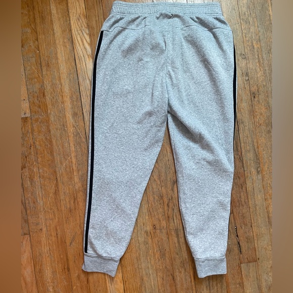 Adidas Women's 3-Stripe Sweatpant Jogger Size Medium - Picture 2 of 9